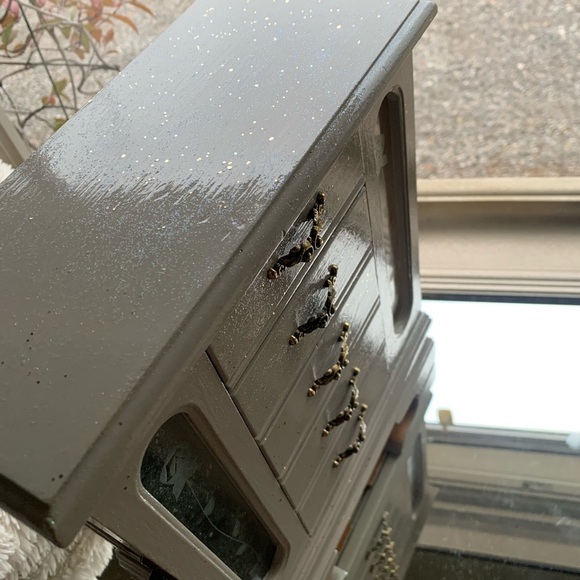 Vintage Hand Painted Jewelry Box - Picture 3 of 4